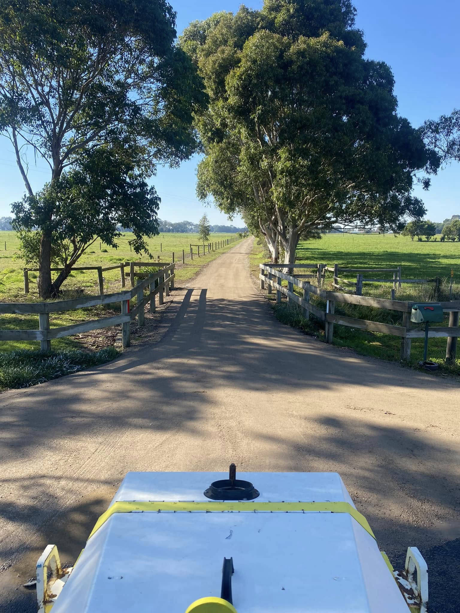 image of a driveway